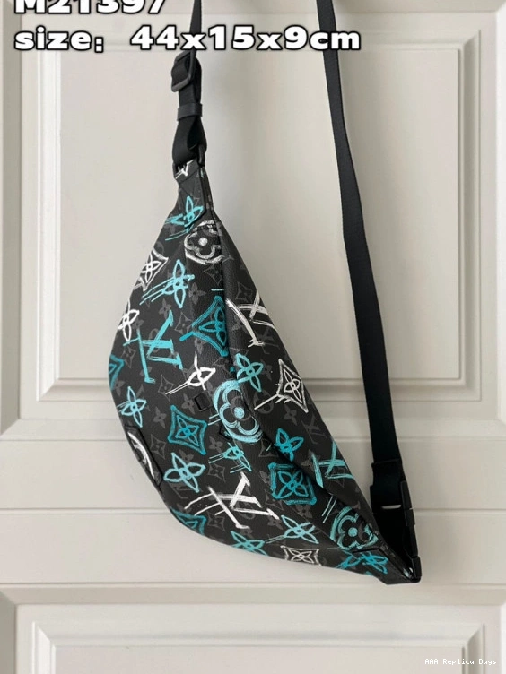 Aaa replica ru VUITTON BUMBAG DISCOVERY LOUIS 0801